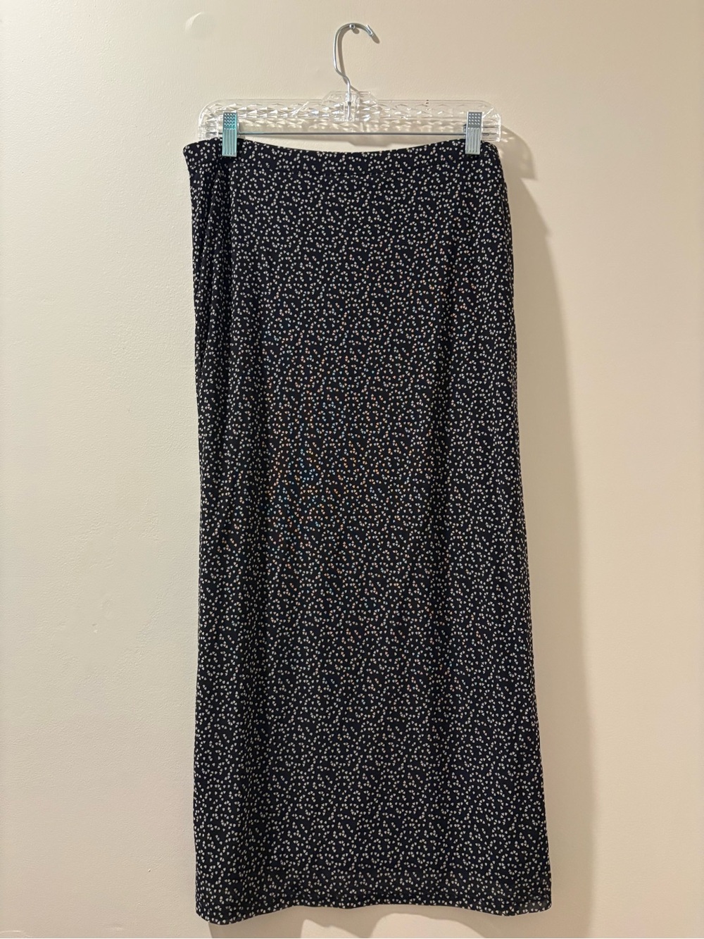 Women's Black Ditsy Heart Print Maxi Skirt